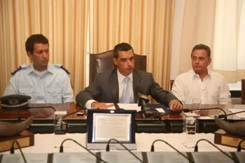 ΜΥΚΟΝΟΣ ΓΙΑ ΑΥΣΤΡΑΛΟ ΤΟΥΡΙΣΤΑ 2-08-2008